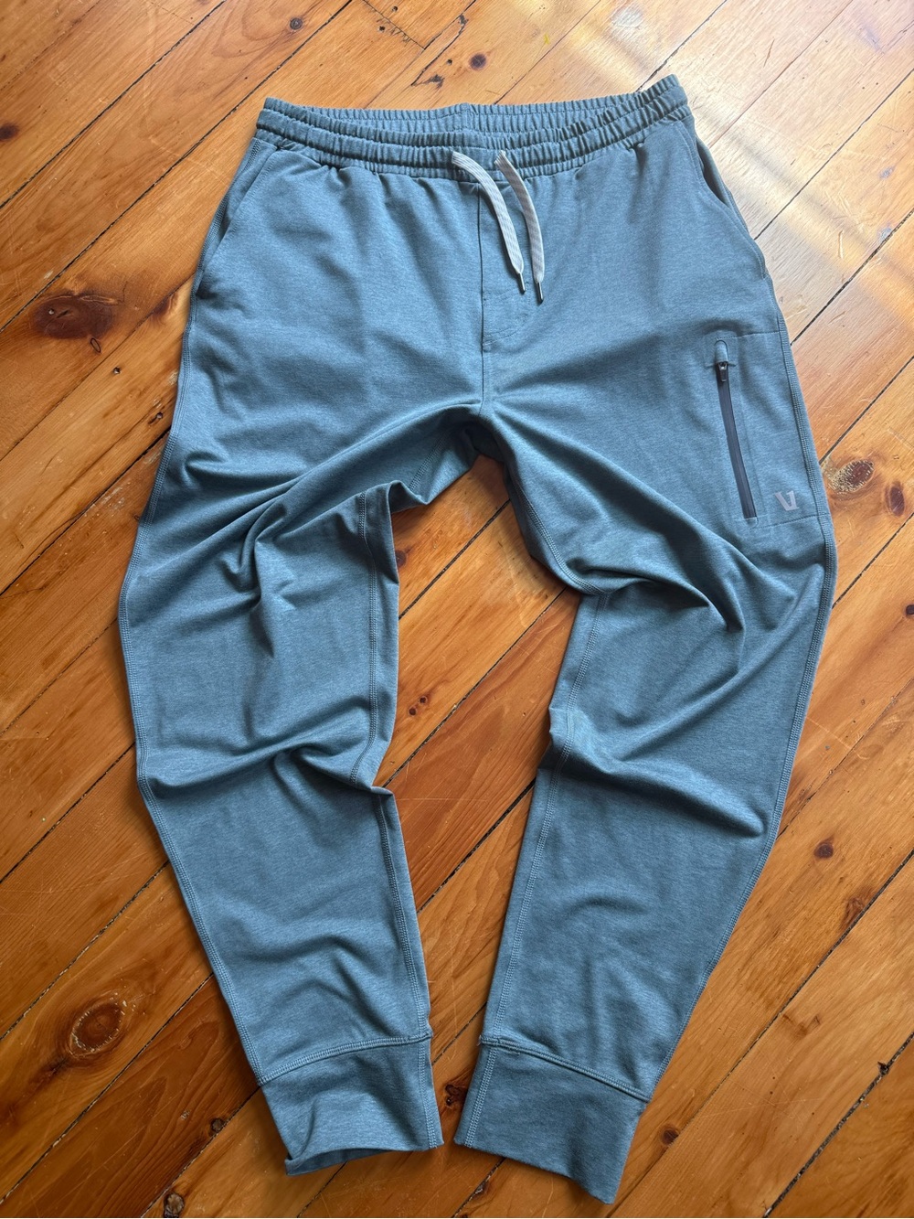 Vuori Men's Sunday Performance Jogger Pants Green Size Medium